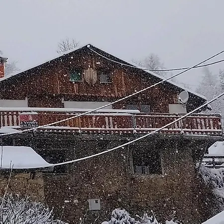 Sur Un Petit Nuage Vila Roubion Exterior foto